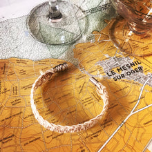 Charger l'image dans la galerie, Bracelet de cocktail en guipure tressée Collection Métiers de Patrimoine Angélique Zrak Modèle 2