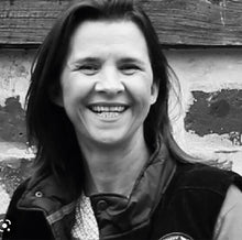 Charger l'image dans la galerie, Cuvée Au Coeur des Racines Blanc de Blancs millésime 2018 Extra Brut - Champagne Hélène BEAUGRAND