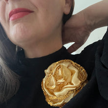 Charger l&#39;image dans la galerie, grande rose [de vigne] collection Les Brodées #3
