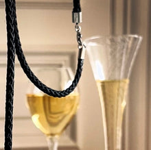 Load image into Gallery viewer, petite croix de Saint-Vincent #6
