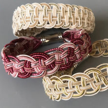 Charger l&#39;image dans la galerie, Atelier Métiers de Patrimoine . Le tressage et la passementerie . Samedi 14 octobre 9 h 30 - 12 h 30
